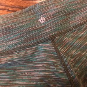 Luon cropped wunder under pants from Lululemon sz8